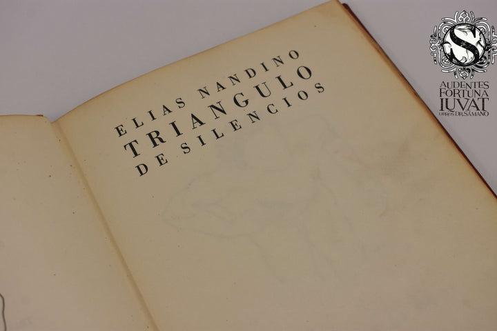 TRIÁNGULO DE SILENCIOS - Elias Nandino