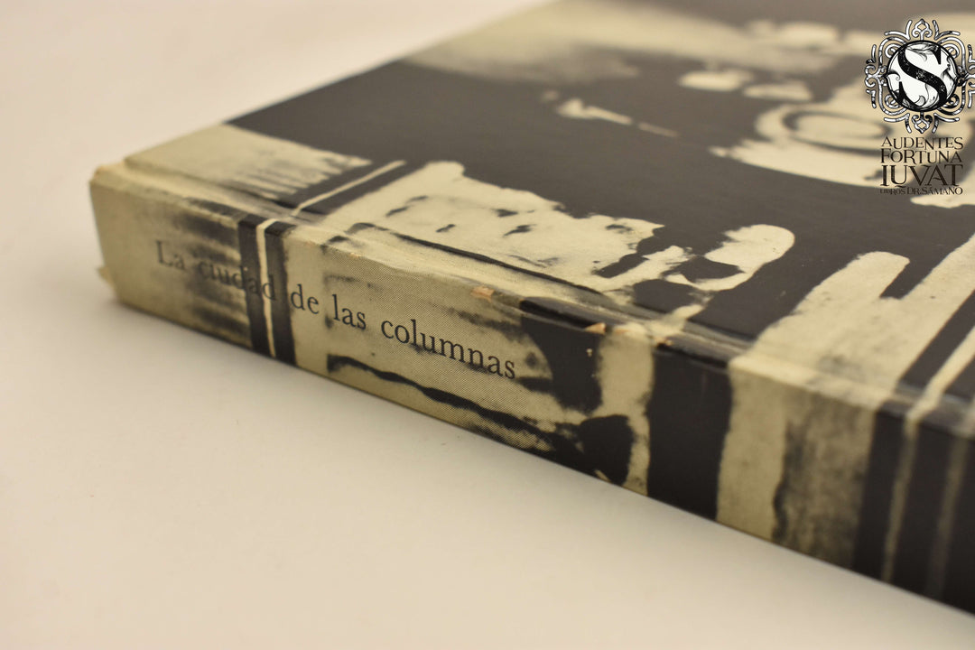 LA CIUDAD DE LAS COLUMNAS - Alejo Carpentier