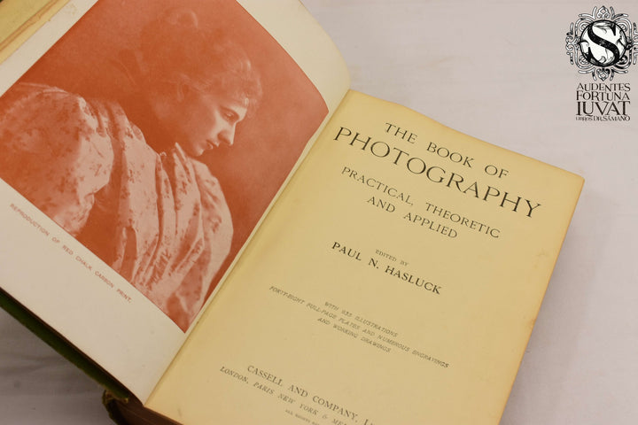 The book of photography - Editado por PAUL N. Hasluck