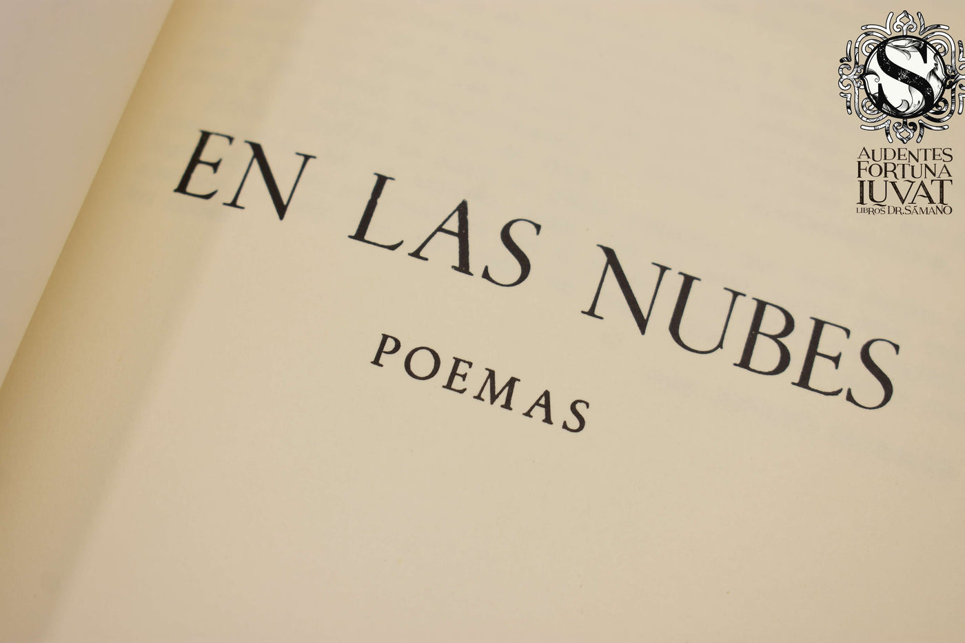 En las nubes - JUAN CERVERA